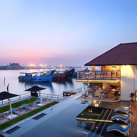 فندق كزنداري هاربور Kochi المظهر الخارجي الصورة