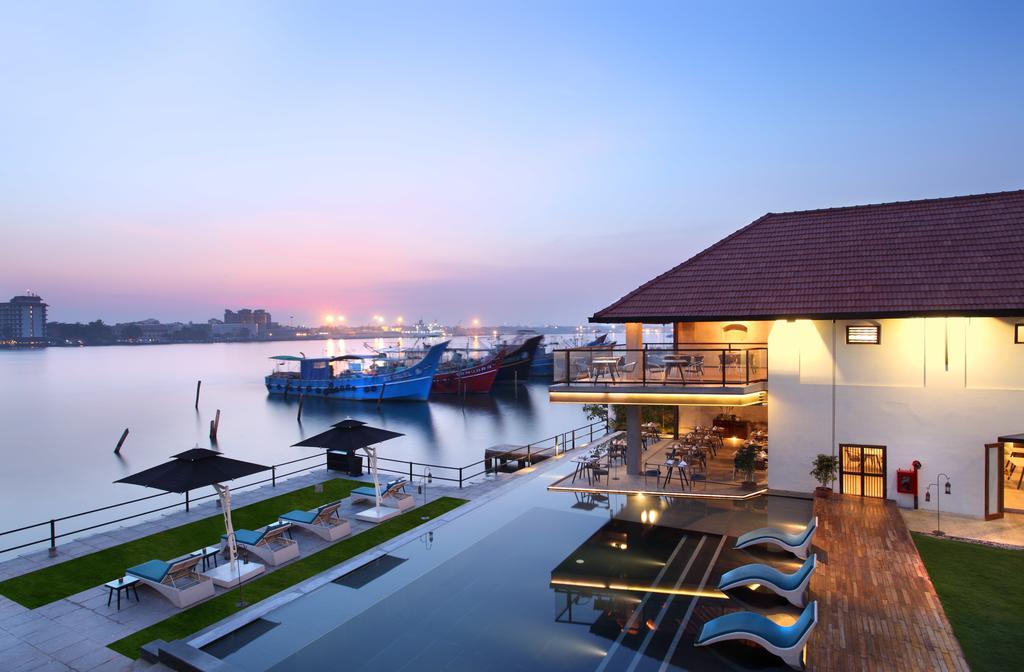 فندق كزنداري هاربور Kochi المظهر الخارجي الصورة